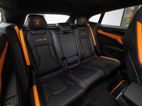 Used 2024 Lamborghini Urus S AWD/4WD image 33