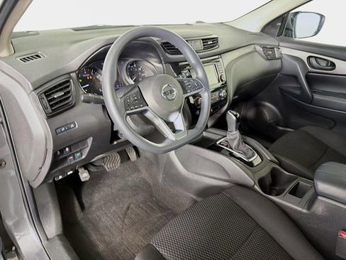 Certified 2020 Nissan Rogue Sport S image 10