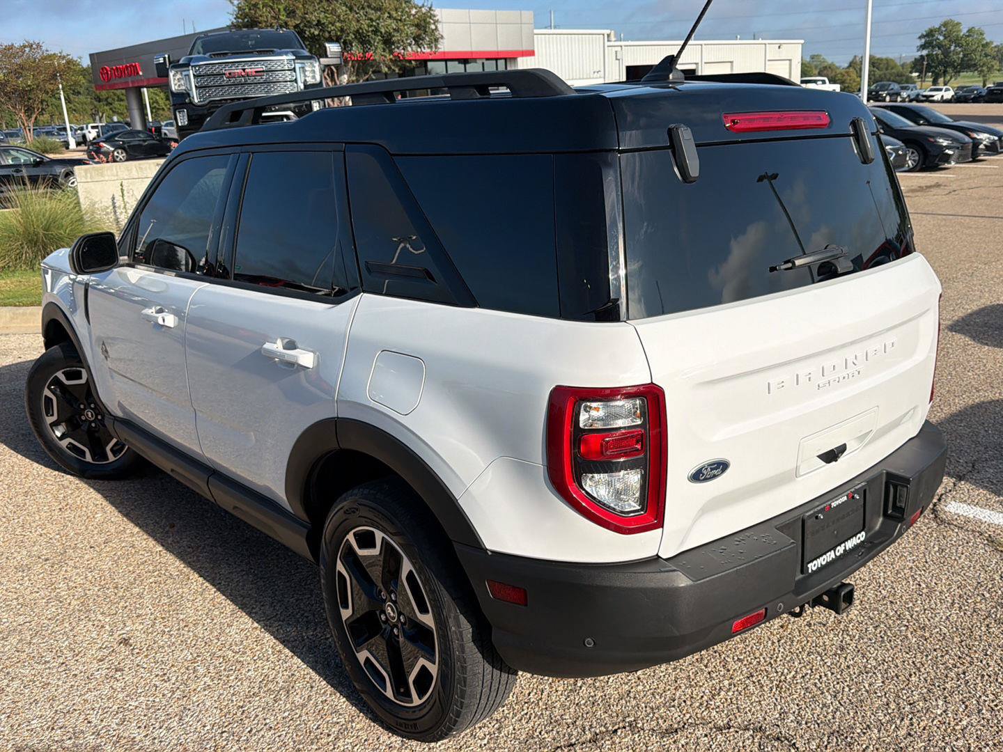 Used 2022 Ford Bronco Sport Outer Banks w/ Tech Package AWD/4WD image 5