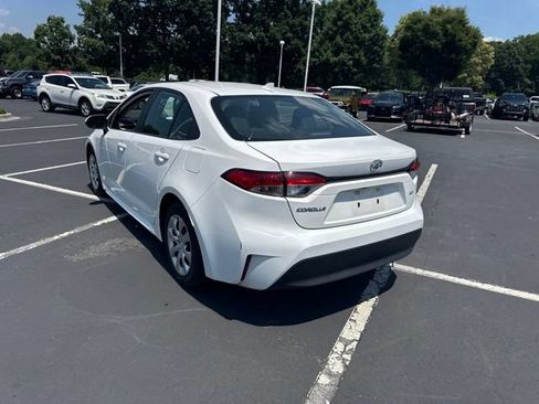 Used 2024 Toyota Corolla LE FWD image 7