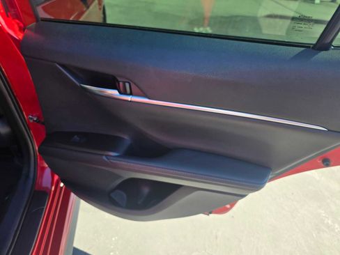 Used 2023 Toyota Camry XSE w/ Navigation Package image 13