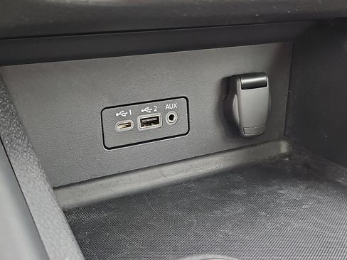 Certified 2023 Nissan Sentra SR image 19