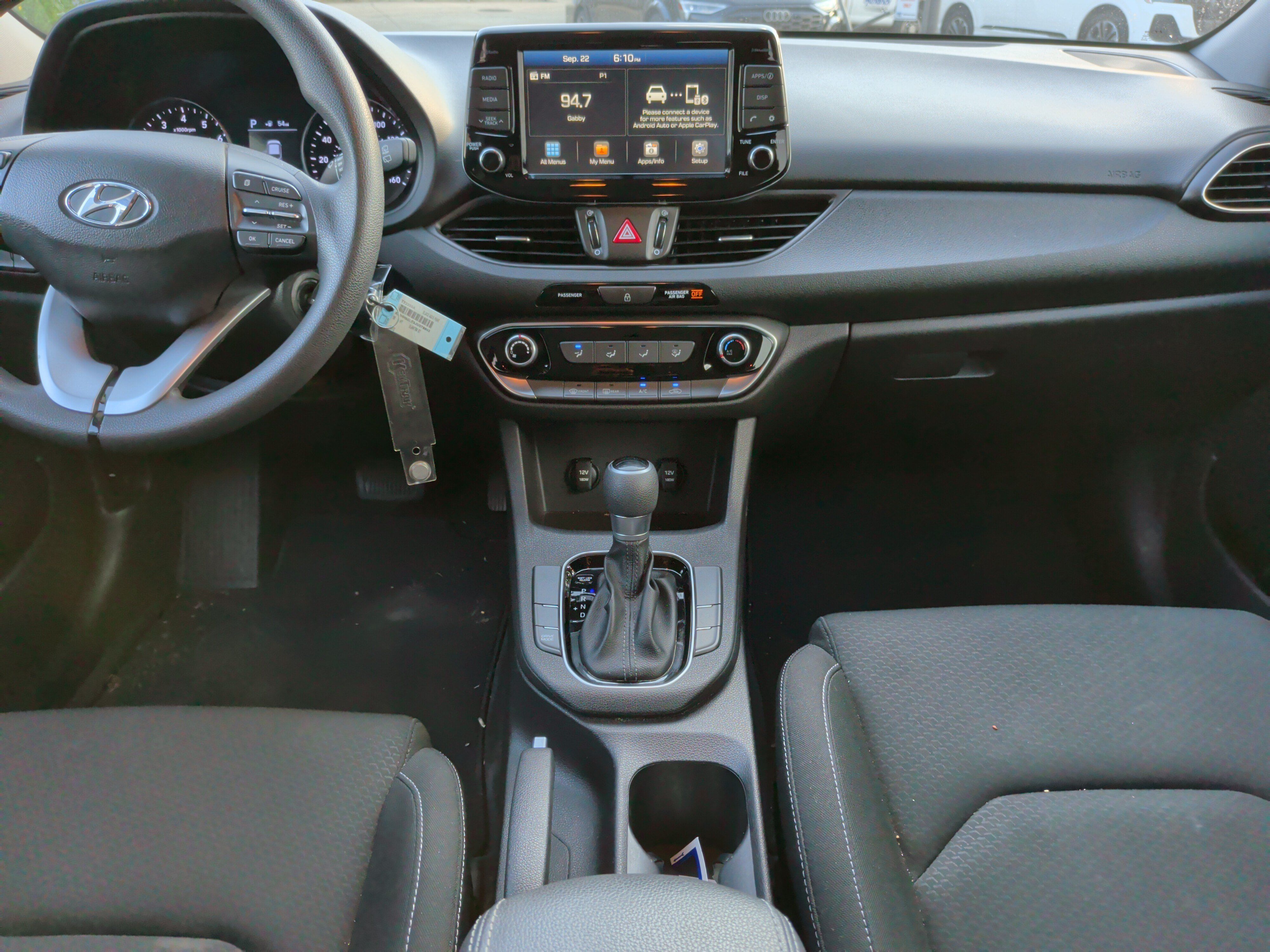 Used 2018 Hyundai Elantra GT FWD image 27
