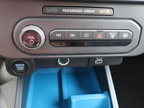 New 2026 Ford Maverick XLT FWD image 21