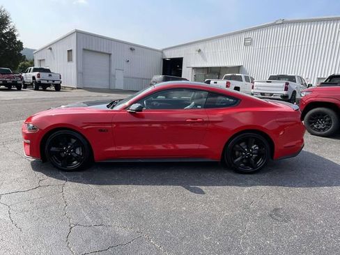 Used 2022 Ford Mustang GT Premium w/ Black Accent Package RWD image 2