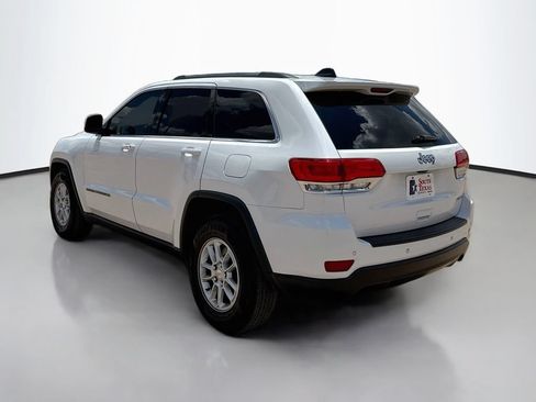 Used 2019 Jeep Grand Cherokee Laredo RWD image 5
