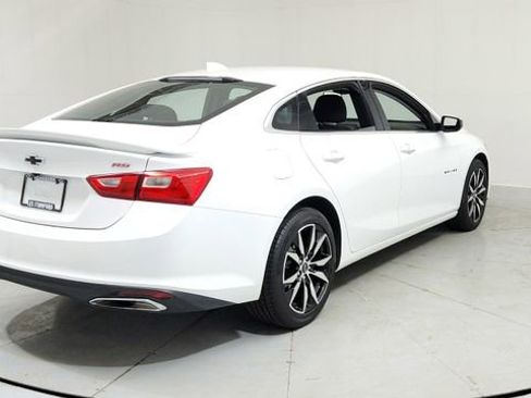Used 2023 Chevrolet Malibu RS image 5