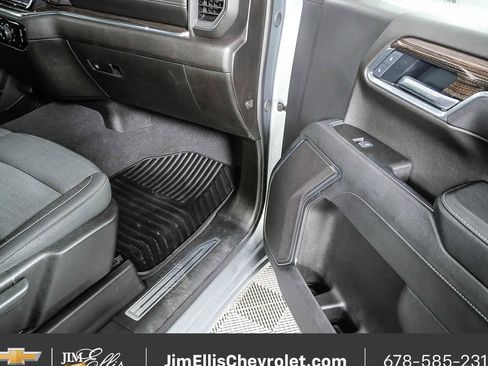 Certified 2025 Chevrolet Silverado 1500 LT image 23