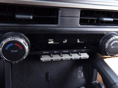 Used 2025 Toyota 4Runner SR5 image 14