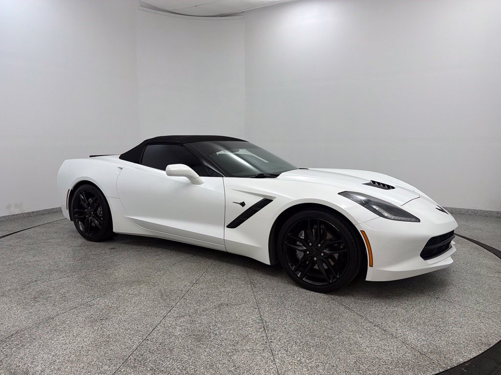Used 2019 Chevrolet Corvette Stingray Convertible w/ Carbon Flash Badge Package RWD image 28