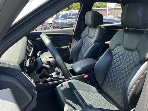 Used 2023 Audi SQ5 Premium Plus w/ Premium Plus Package image 18