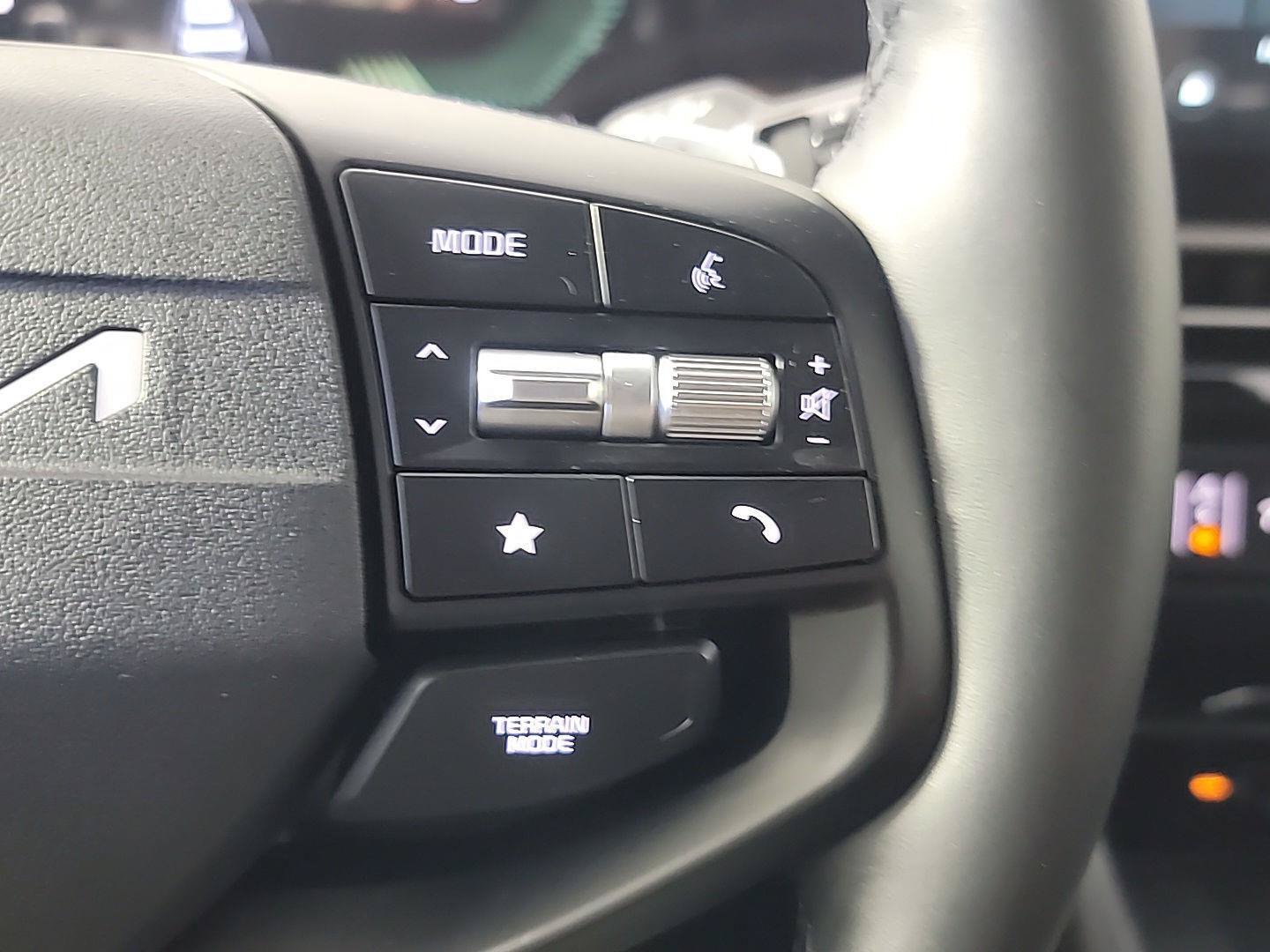 Certified 2026 Kia Sportage EX AWD/4WD image 16