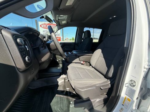 Used 2022 Chevrolet Silverado 2500 W/T w/ WT Fleet Convenience Package AWD/4WD image 9