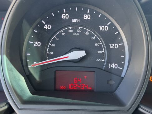 Used 2012 Kia Rio LX image 16