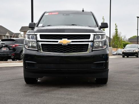 Used 2017 Chevrolet Suburban LT AWD/4WD image 2
