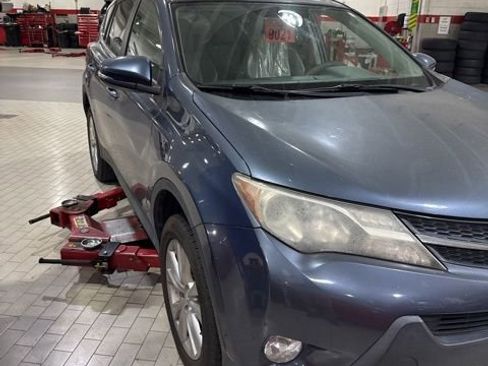 Used 2014 Toyota RAV4 Limited image 5