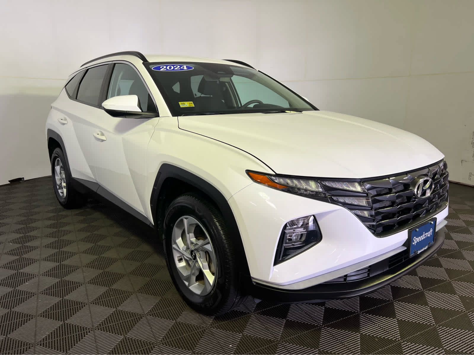 Used 2024 Hyundai Tucson SEL AWD/4WD image 1