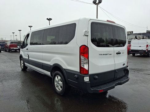 Used 2018 Ford Transit 350 XLT image 5