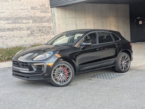 New 2026 Porsche Macan S AWD/4WD image 1