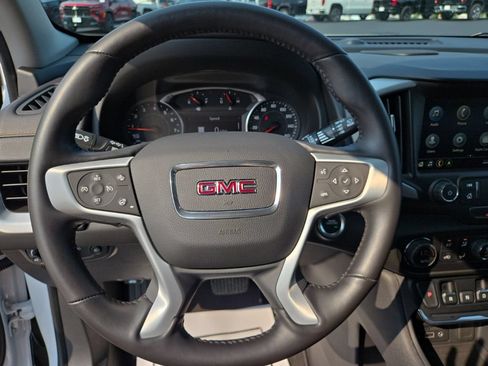 Certified 2021 GMC Terrain SLT w/ Infotainment Package II AWD/4WD image 19