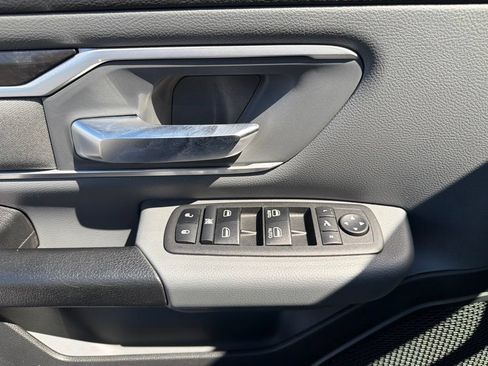 Used 2023 RAM 1500 Big Horn AWD/4WD image 24