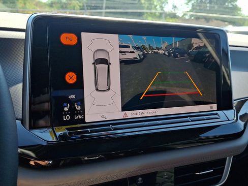 New 2026 Volkswagen Atlas Peak Edition image 13