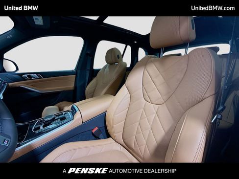 Used 2026 BMW X5 xDrive50e AWD/4WD image 5