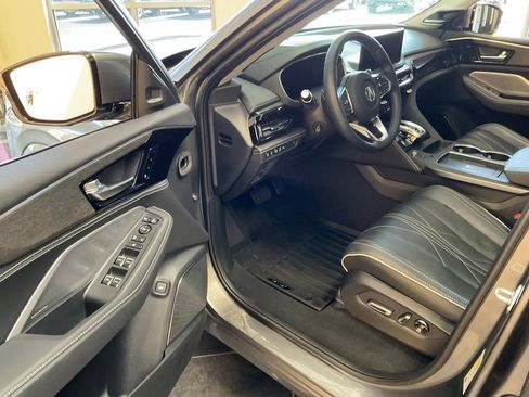 Certified 2026 Acura MDX SH-AWD w/ Advance Package image 9