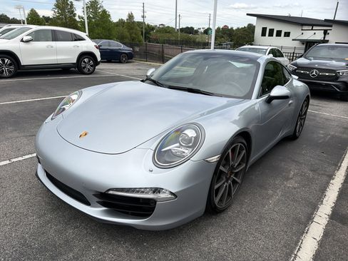 Used 2014 Porsche 911 Carrera S RWD image 4