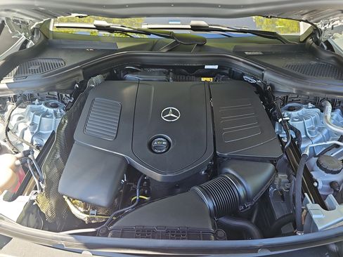 New 2026 Mercedes-Benz GLC 300 4MATIC image 32