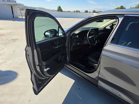 Used 2024 Lincoln Corsair Grand Touring w/ Equipment Group 302A AWD/4WD image 19