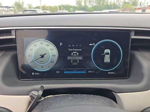 Used 2023 Hyundai Tucson Limited FWD image 15