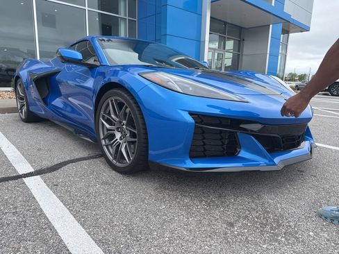 Used 2026 Chevrolet Corvette Z06 RWD image 2