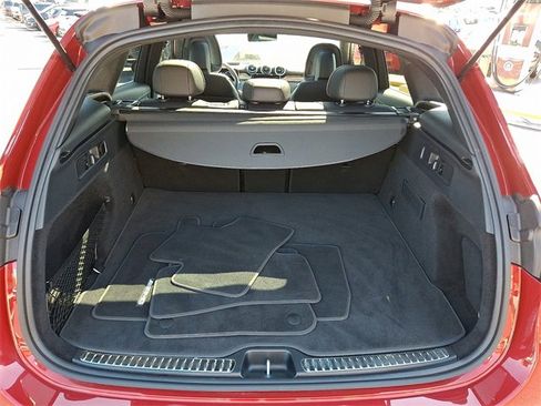 Used 2025 Mercedes-Benz GLC 300 4MATIC image 29