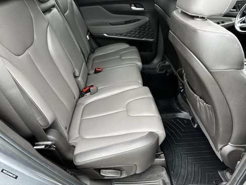 Used 2019 Hyundai Santa Fe FWD image 15