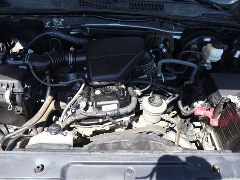 Used 2016 Toyota Tacoma SR5 image 12