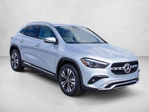 New 2026 Mercedes-Benz GLA 250 4MATIC image 3