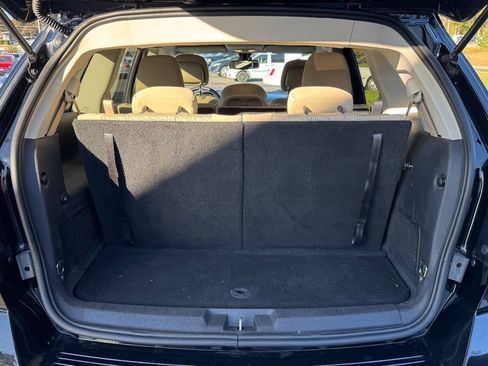 Used 2018 Dodge Journey SXT FWD image 18