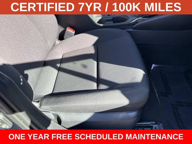 Used 2025 Toyota Corolla LE w/ LE Premium Package FWD image 10