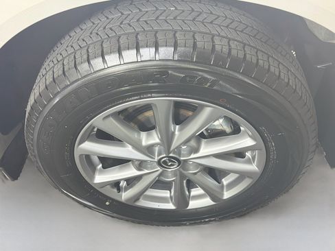 Used 2025 MAZDA CX-5 AWD 2.5 S w/ Select Package image 11