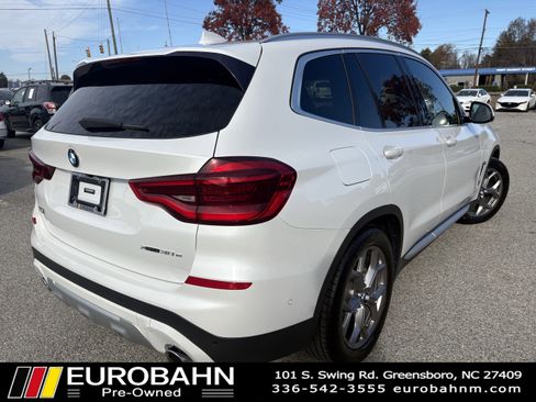 Used 2021 BMW X3 xDrive30e w/ Premium Package image 5