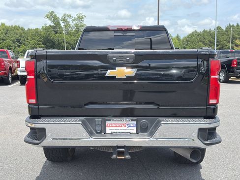 Used 2024 Chevrolet Silverado 2500 LTZ w/ LTZ Premium Texas Edition AWD/4WD image 8