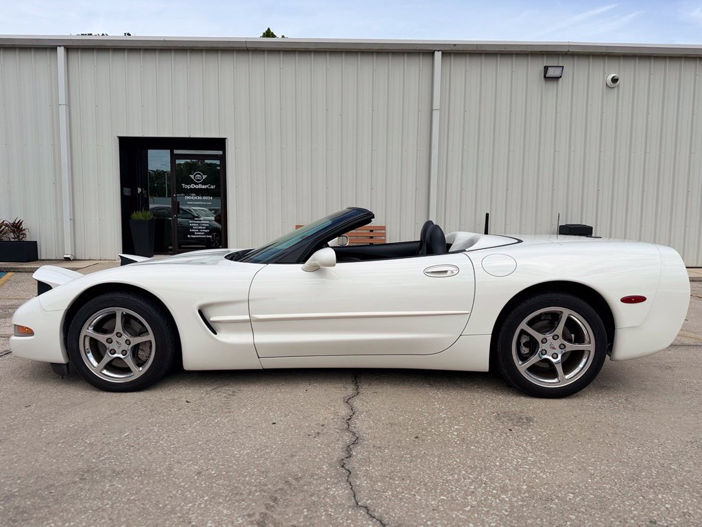 Used 2001 Chevrolet Corvette Convertible w/ Preferred Equipment Group2 RWD image 15