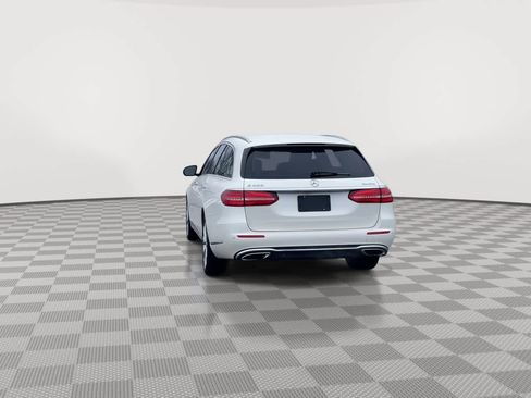 Used 2017 Mercedes-Benz E 400 E 400 Luxury image 7