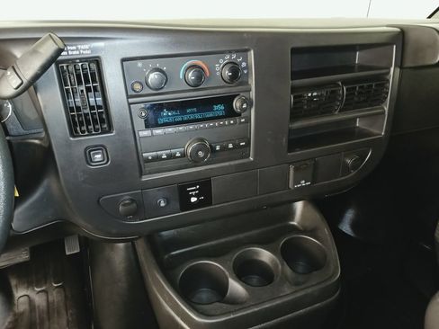 Used 2025 Chevrolet Express 2500 w/ Driver Convenience Package RWD image 13