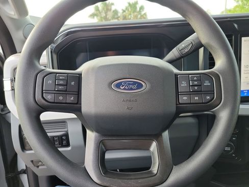 New 2026 Ford F350 XLT w/ XLT Premium Package AWD/4WD image 18