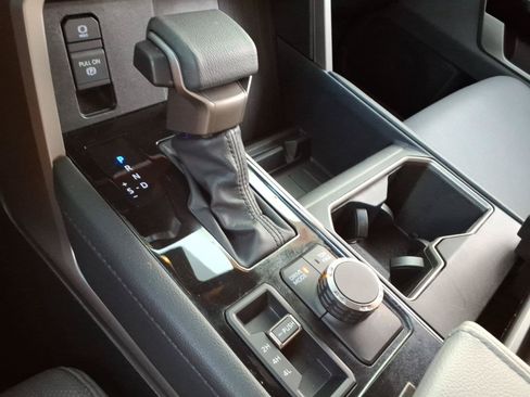 Certified 2025 Toyota Tundra Limited AWD/4WD image 20