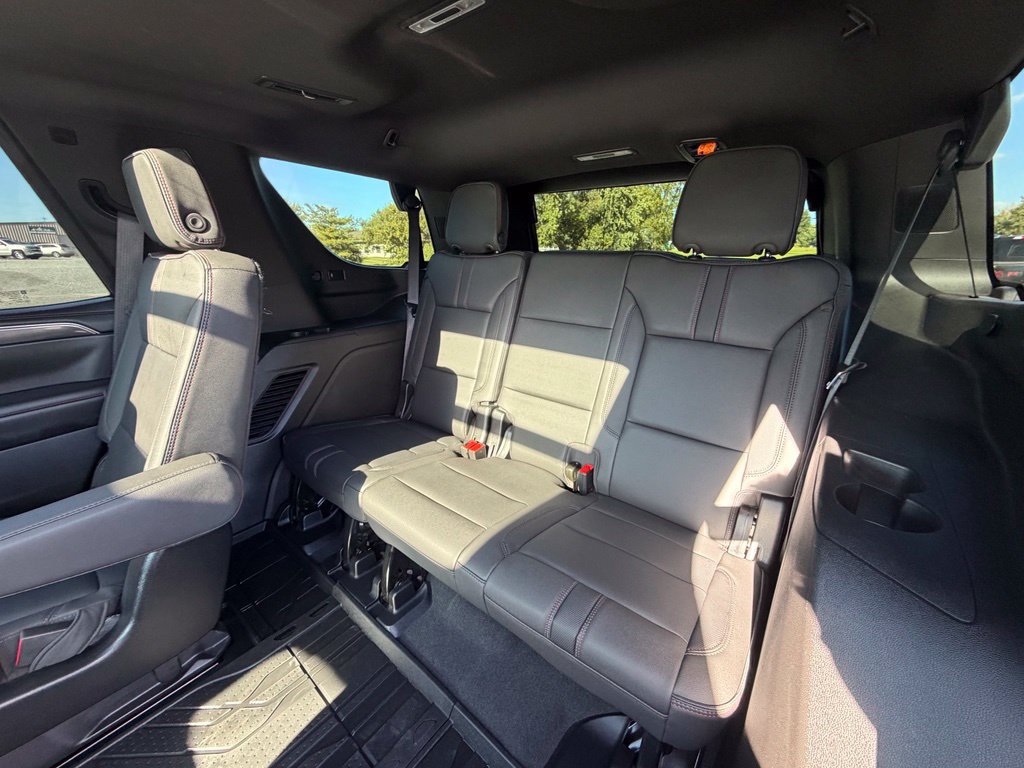Used 2024 Chevrolet Tahoe RST w/ Luxury Package AWD/4WD image 8