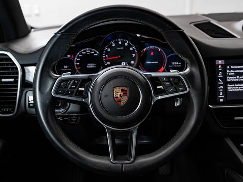 Certified 2020 Porsche Cayenne AWD/4WD image 40