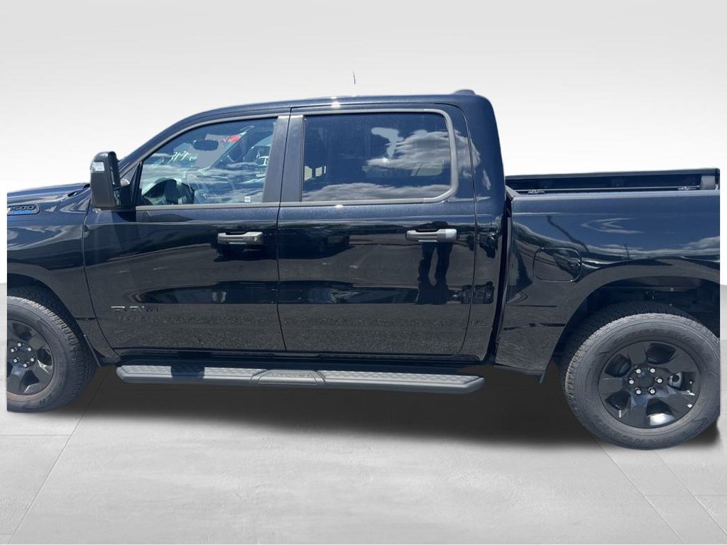 Used 2025 RAM 1500 Tradesman w/ Night Edition AWD/4WD image 9